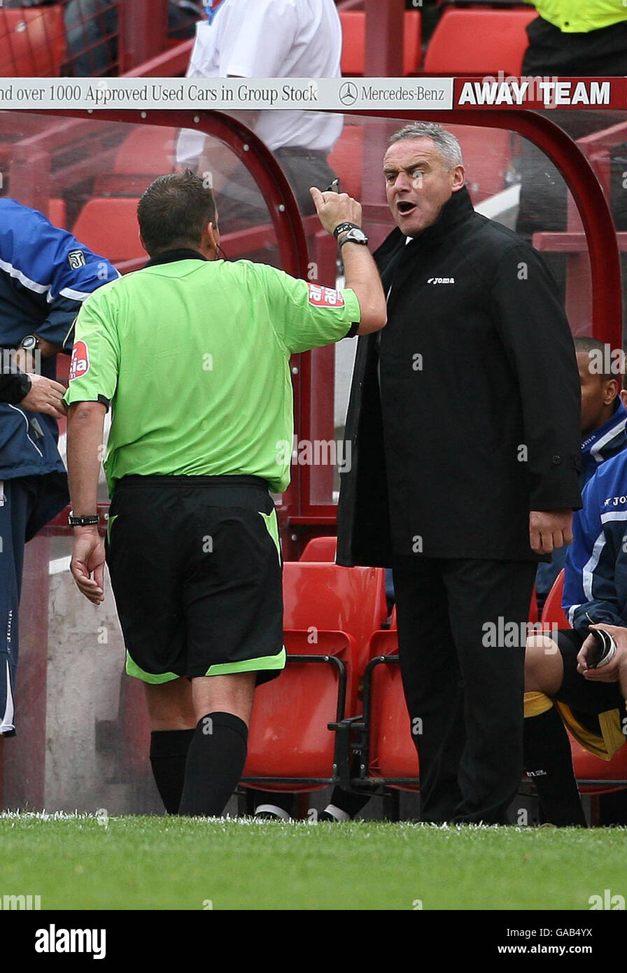 Cardiff City`s Manager Dave Jones is told to leave the dug out by referee Phil Dowd during the Coca-Cola Football League Championship match at the Oakwell Ground, Barnsley. Stock Photo
